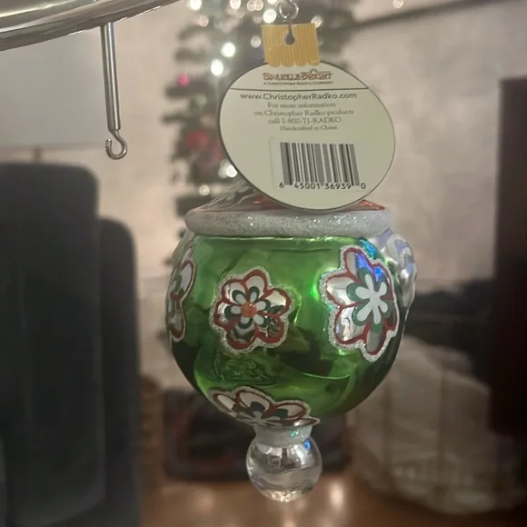 Santa Ornament with darling face! 🎅🏼 - Picture 3 of 7